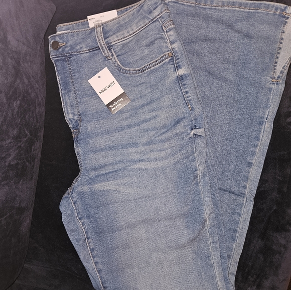 Women's Nine West High Rise Sculpting Bootcut Jeans - Picture 3 of 4